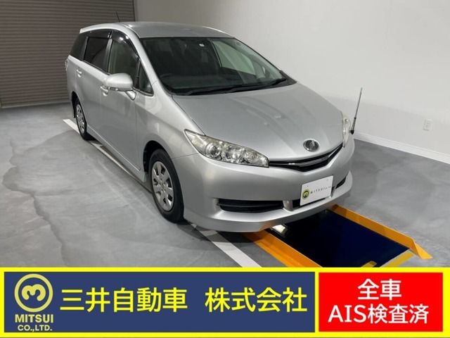 TOYOTA WISH 2013