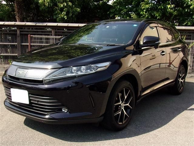 TOYOTA HARRIER 2WD 2019