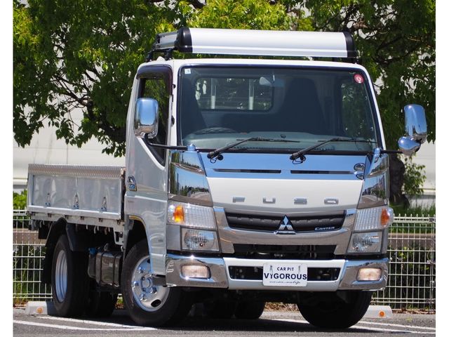 MITSUBISHI CANTER 2015