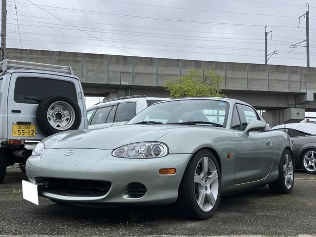 MAZDA ROADSTER 2003