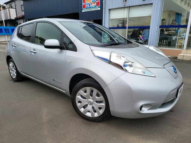 NISSAN LEAF 2013