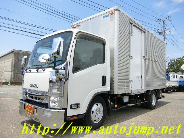 ISUZU ELF 2011