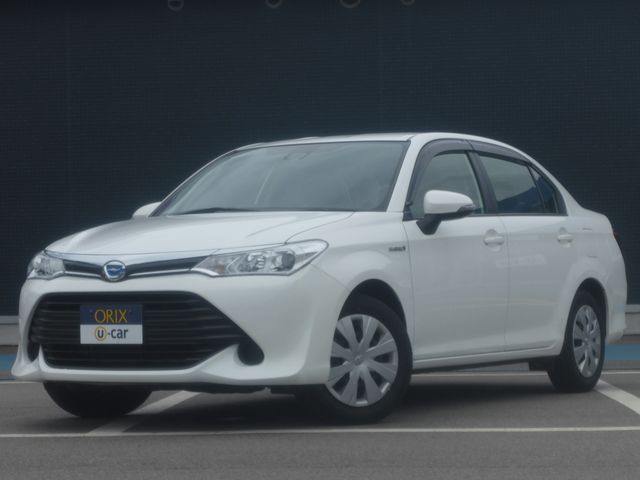 TOYOTA COROLLA AXIO HYBRID 2017