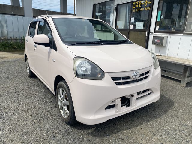 TOYOTA PIXIS EPOCH 2013