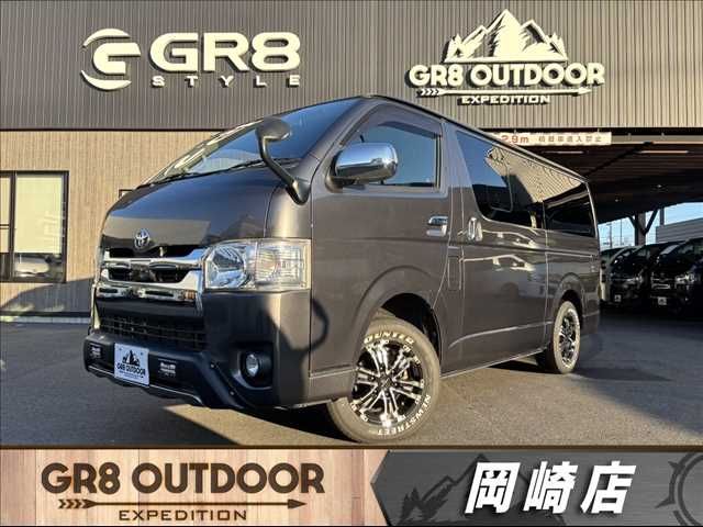 TOYOTA HIACE van 4WD 2019