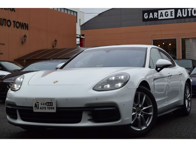 PORSCHE PANAMERA 2017