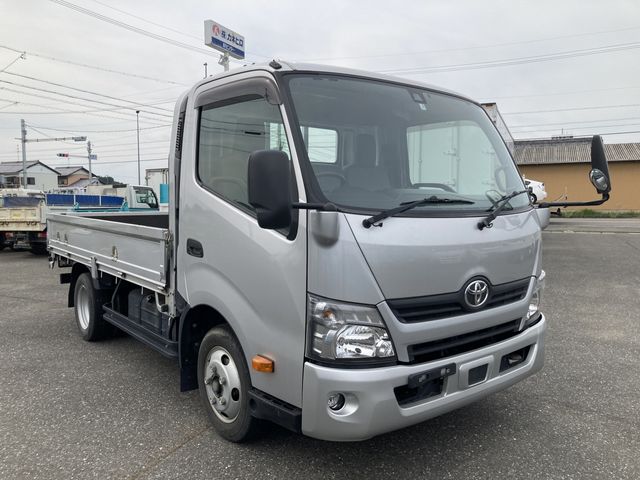 TOYOTA DYNA 2019