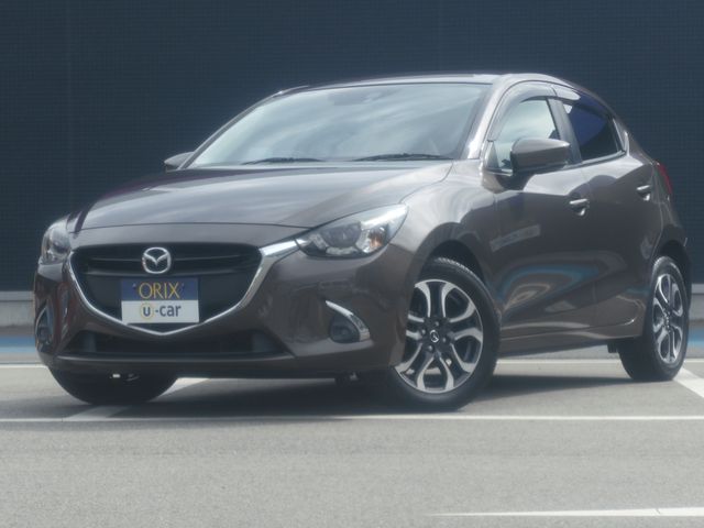 MAZDA DEMIO 2017