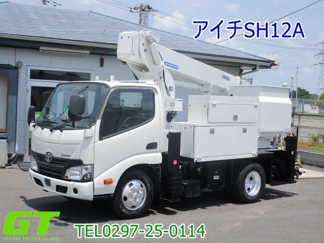 TOYOTA DYNA 2018