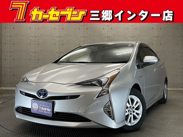 TOYOTA PRIUS 2017