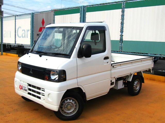 MITSUBISHI MINICAB TRUCK 2009