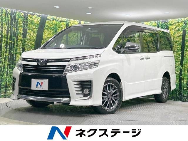 TOYOTA VOXY 4WD 2015