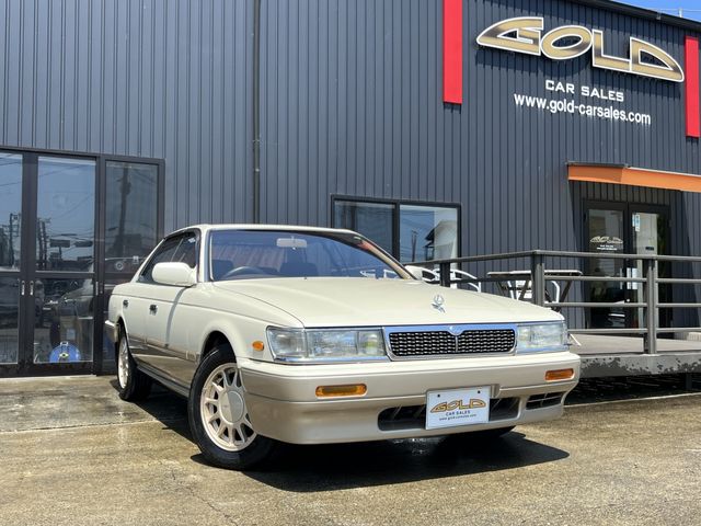 NISSAN LAUREL 1989