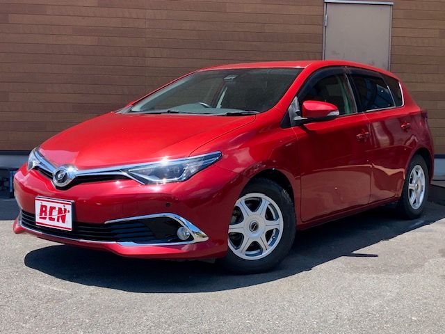 TOYOTA AURIS 2015