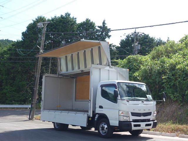 MITSUBISHI CANTER 2015