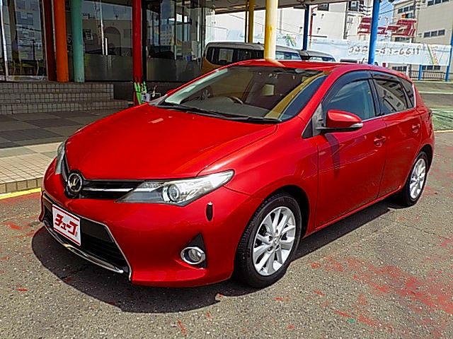 TOYOTA AURIS 2013