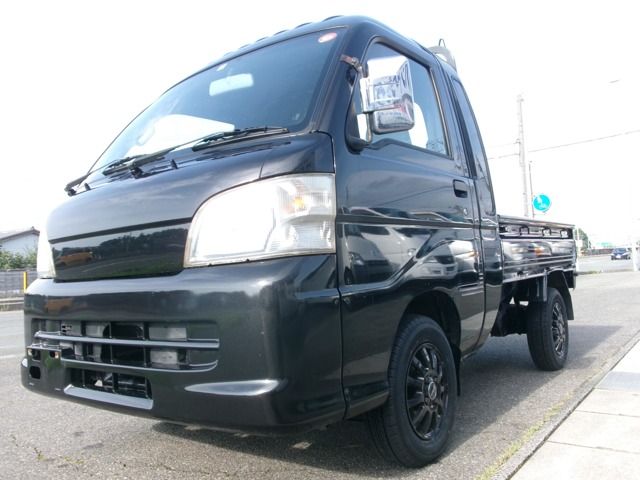 DAIHATSU HIJET truck 4WD 2011