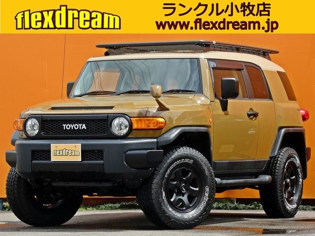 TOYOTA FJ CRUISER 4WD 2012