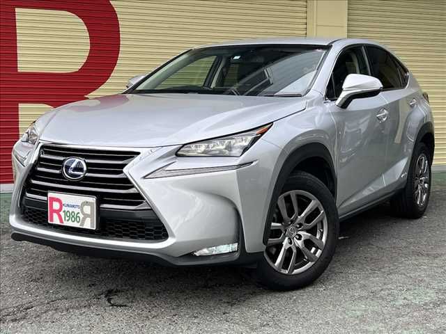 TOYOTA LEXUS NX300h 2015