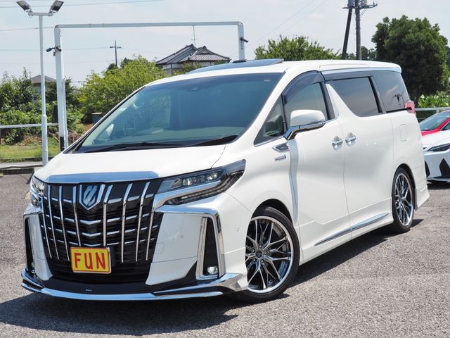 TOYOTA ALPHARD hybrid 4WD 2020