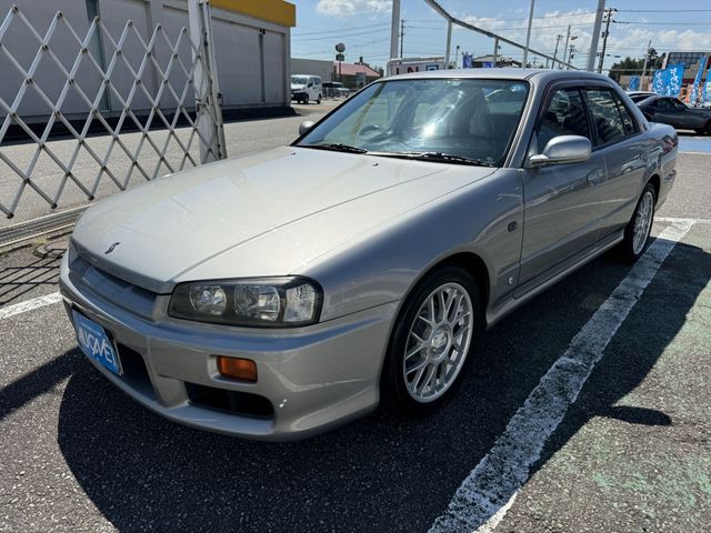 NISSAN SKYLINE 1999