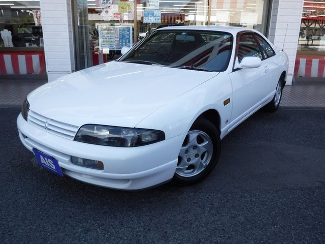 NISSAN SKYLINE coupe 1995