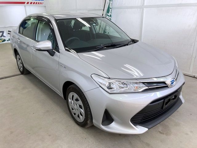 TOYOTA COROLLA AXIO HYBRID 2019