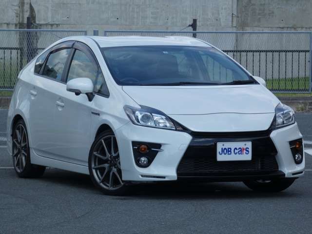 TOYOTA PRIUS 2013