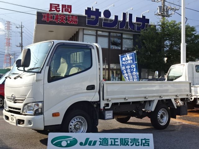 TOYOTA DYNA 2017