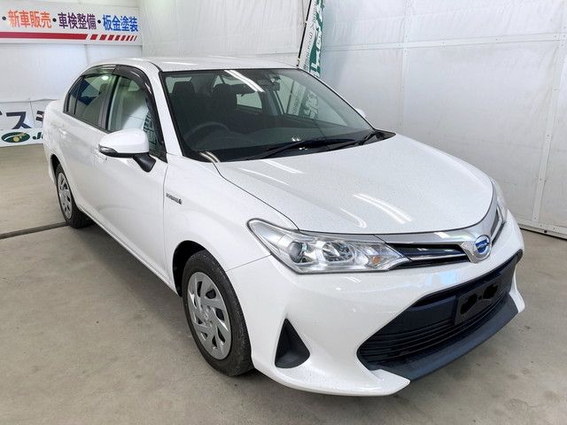 TOYOTA COROLLA AXIO HYBRID 2019