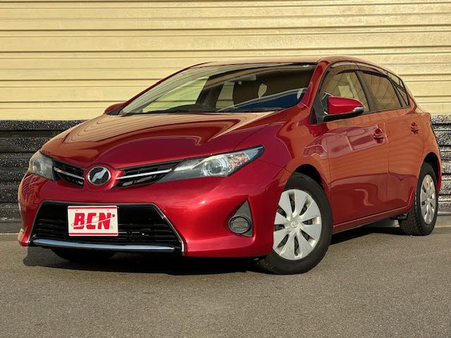 TOYOTA AURIS 2015