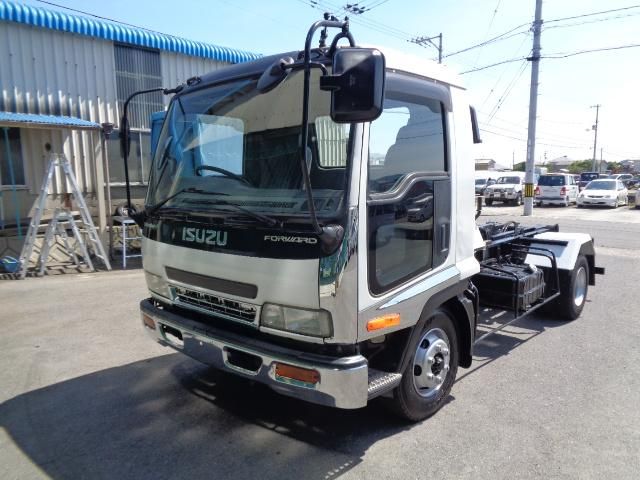 ISUZU FORWARD 2004