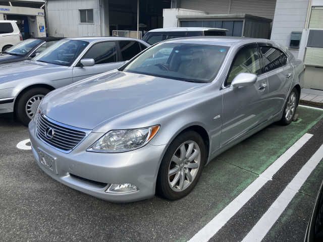 TOYOTA LEXUS LS460 2007