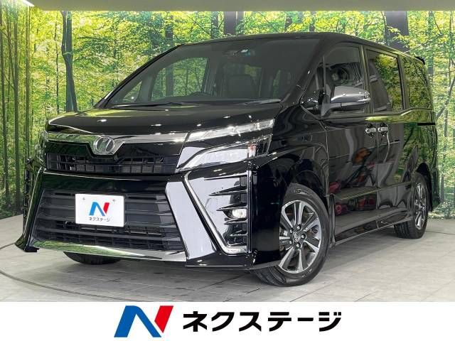 TOYOTA VOXY 2018