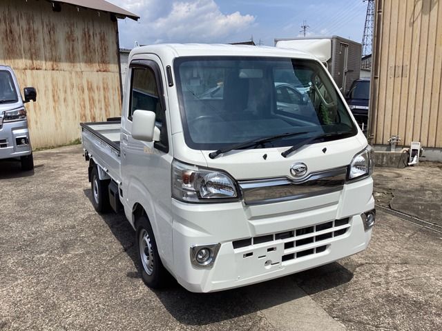 DAIHATSU HIJET truck 4WD 2017