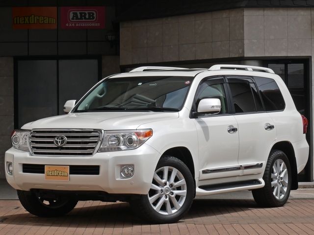 TOYOTA LANDCRUISER wagon 2013