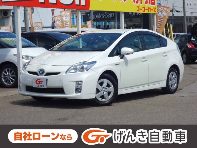 TOYOTA PRIUS 2011