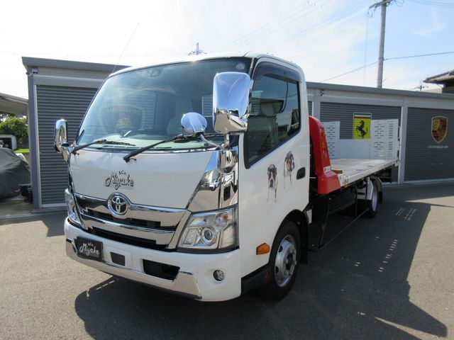 TOYOTA DYNA 2020