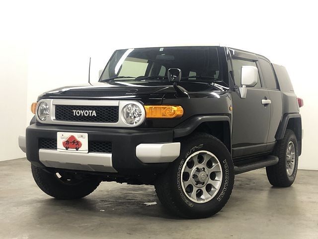 TOYOTA FJ CRUISER 4WD 2013