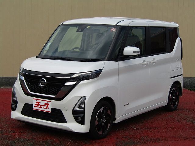 NISSAN ROOX 2022