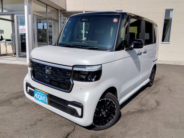 HONDA N BOX CUSTOM 4WD 2023