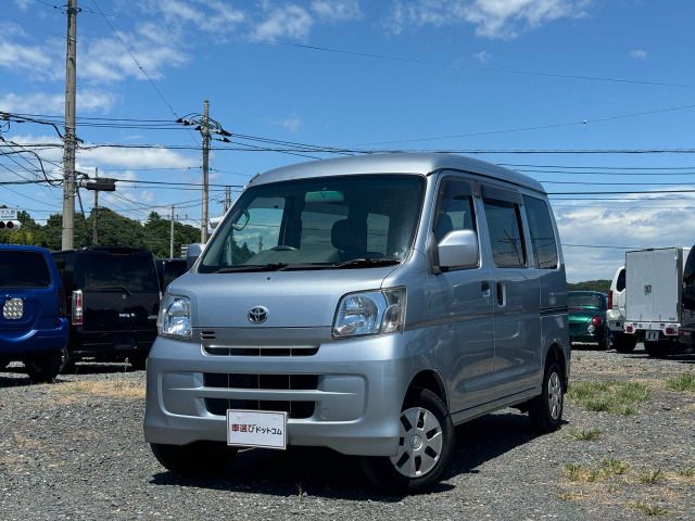 TOYOTA PIXIS van 4WD 2012