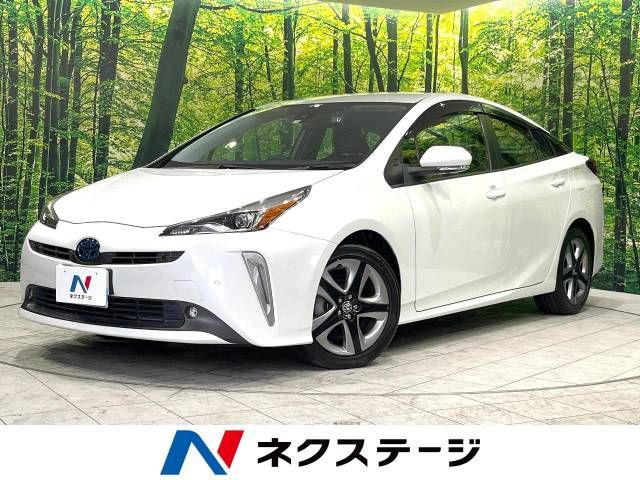 TOYOTA PRIUS 2021