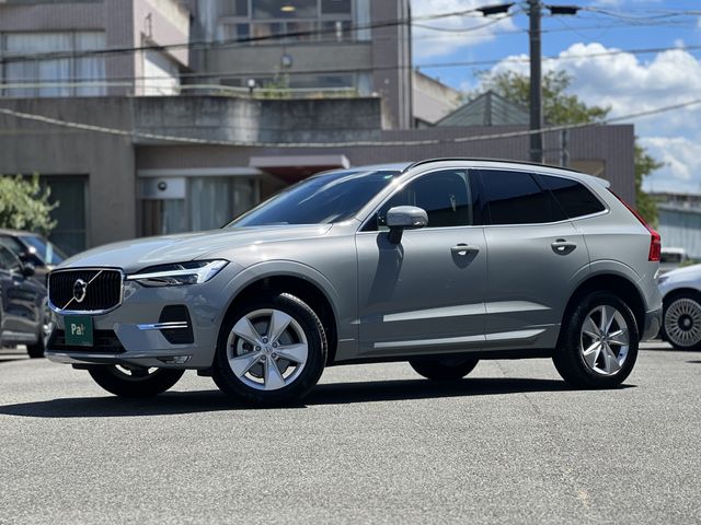 VOLVO XC60 2024