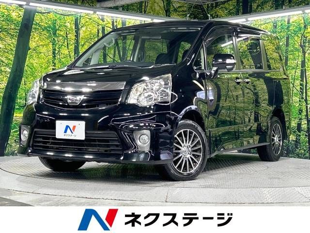 TOYOTA NOAH 4WD 2012