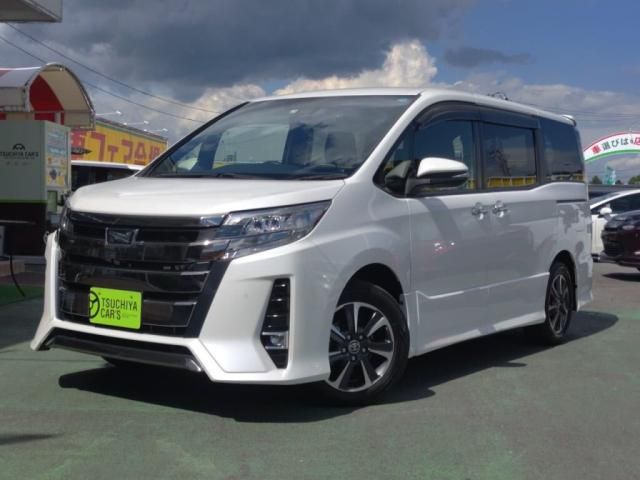 TOYOTA NOAH 2019