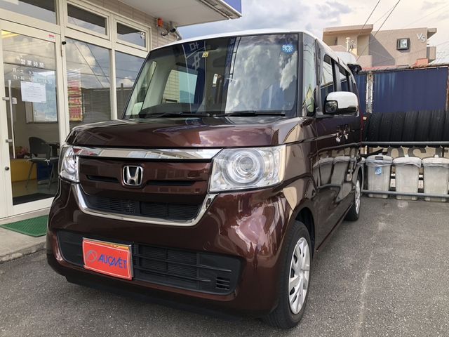 HONDA N BOX 2017