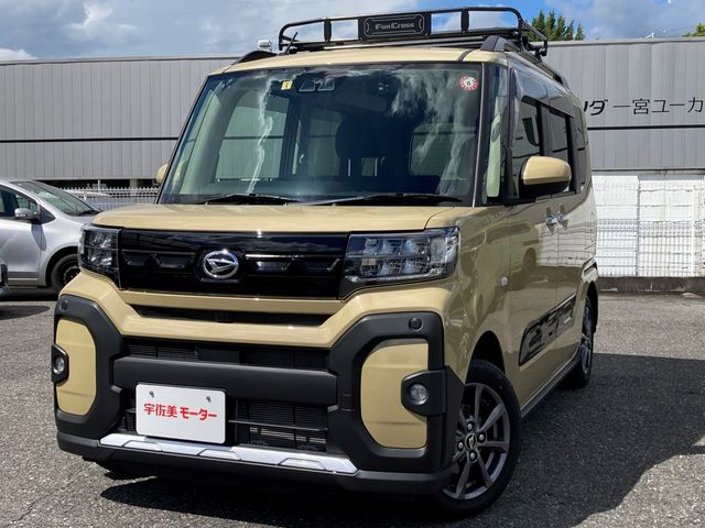 DAIHATSU TANTO FAN CROSS 2023