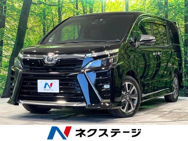 TOYOTA VOXY 2019