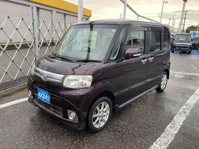 DAIHATSU TANTO 2012